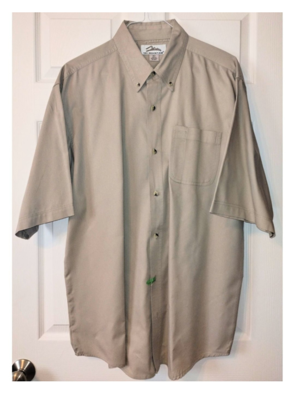 Men's TRI-MOUNTAIN Beige Casual Button Down Shirt (XLT)